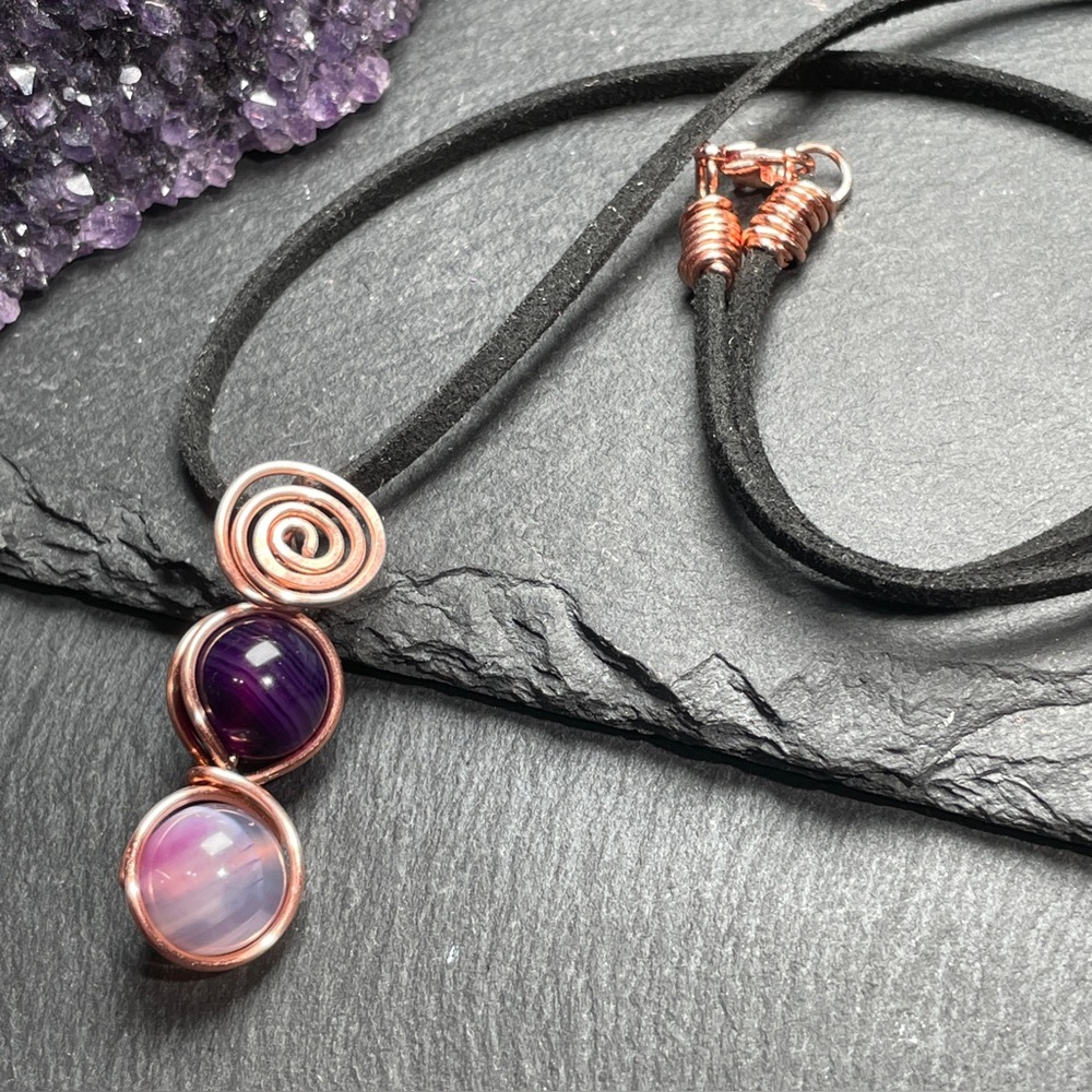 Genuine Agate Copper Wire Wrapped Pendant Leather Necklace - Picture 8 of 10